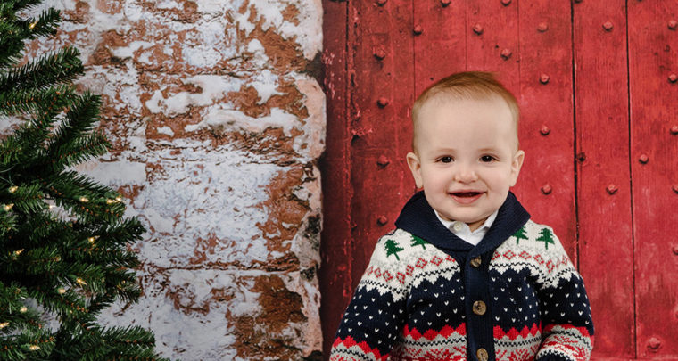Professional Holiday Family Photos Tips from Jonathan Fanning