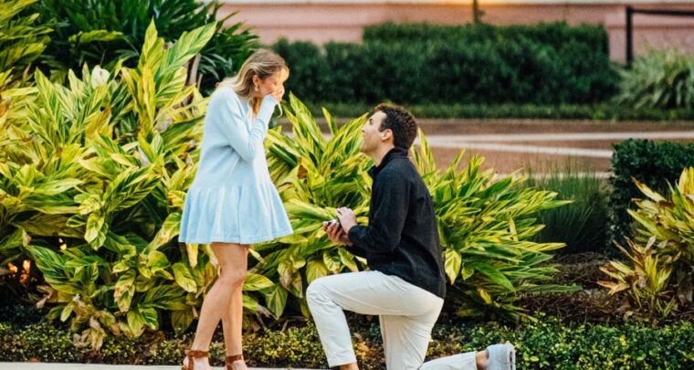 St. Petersburg Surprise Proposal Photographer | Engagement Photography in St. Pete & Tampa Bay